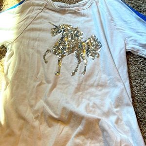 Unicorn longsleeved T-shirt girls 10– 12